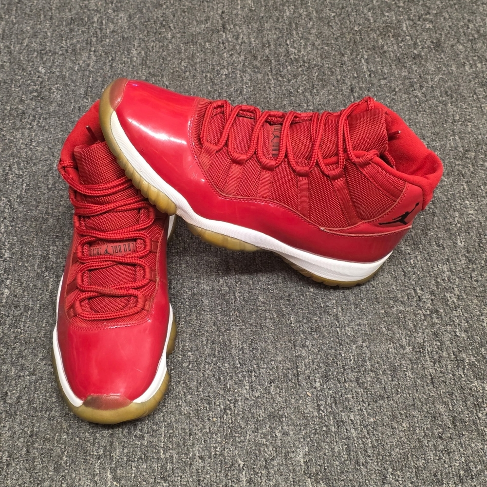 Nike Air Jordan 11 Retro High Win Like '96 Red White Size 13 (378037-623)